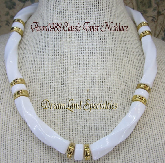 80s Celluloid Choker Classic Twist Necklace with original box