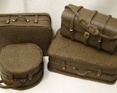 4 Piece Luggage Set, Olive green leather - JoyceBernardMiniatur