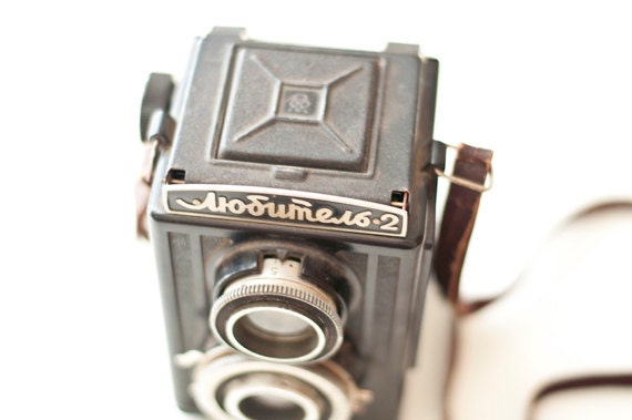 Vintage Medium Format Camera - Lubitel 2