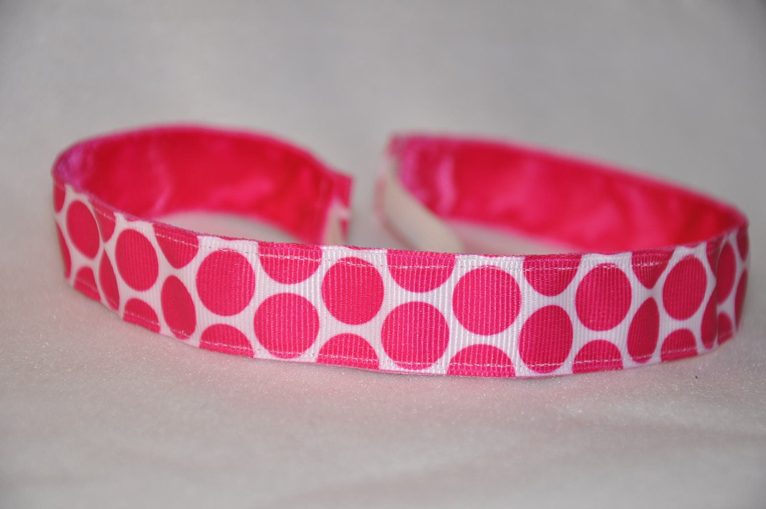 Fuschia Large Dots Non-slip Headband