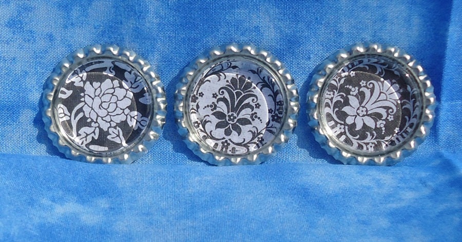 Black and White Flowers, Set of 3, Bottlecap Magnets