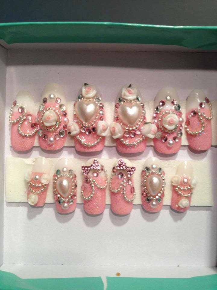 Hime-gyaru pink glitter nails with bows and roses full false/fake 3D nail Japanese lolita kawaii
