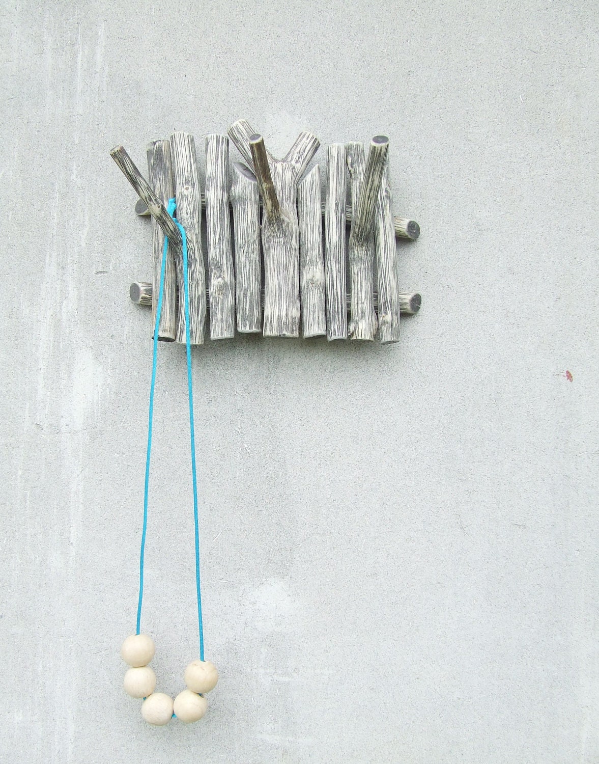 Shabby chic branch wall hanging wooden hook black grey jewelry organizer theteam housewares kitchenwares rusteam key holder