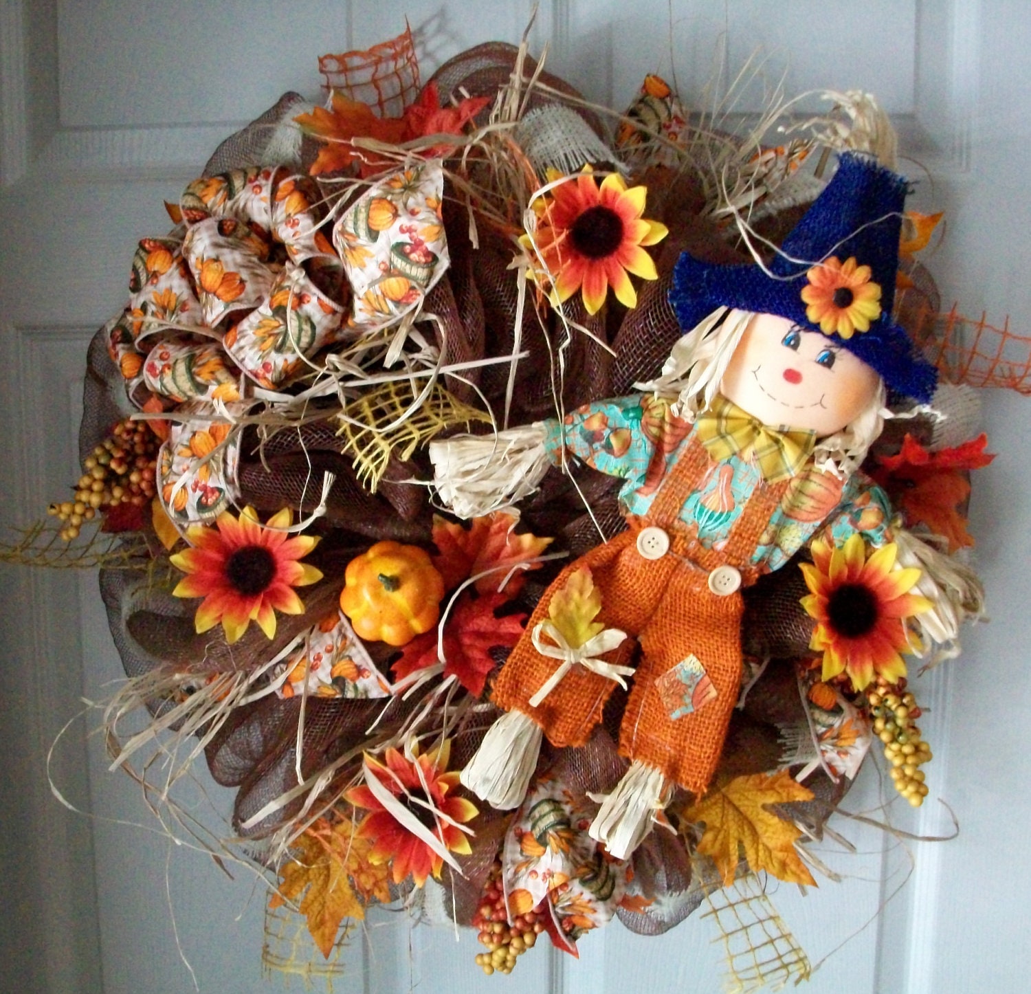 Fall Scarecrow Mesh Wreath