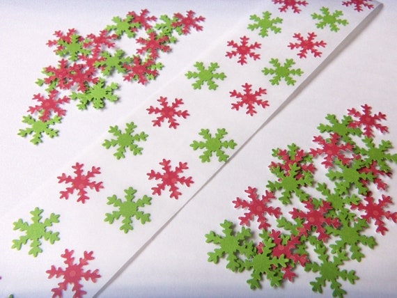 100 Christmas Snowflake Stickers in Green & Red Dot