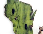 Wisconsin Key Hook State (Pictured in Avocado) Pine Wood Sign Wall Decor Rustic Americana Cottage Country Chic Key Holder Organizer