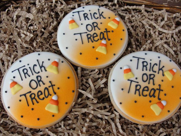 Trick Or Treat Hand Decorated Sugar Cookies - 1/2 dozen