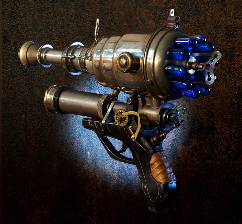 Ray gun number 2.  Steampunk weapon - TheArtOfSpirit