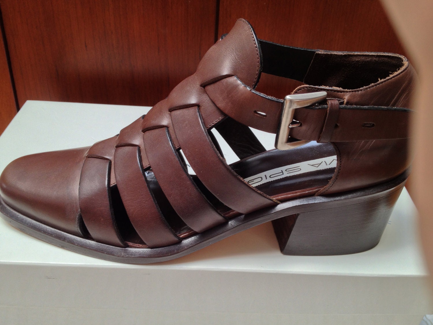 Vintage 1991 Via Spiga Woman's Fisherman Sandals Size 7.5M