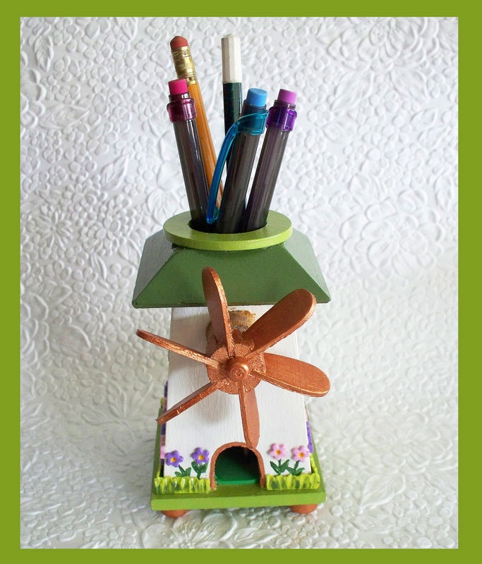 Windmill Desk Pen and Pencil Holder