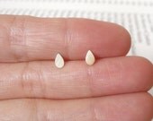 tiny raindrop teardrop ear studs in 9ct yellow gold, handmade in England