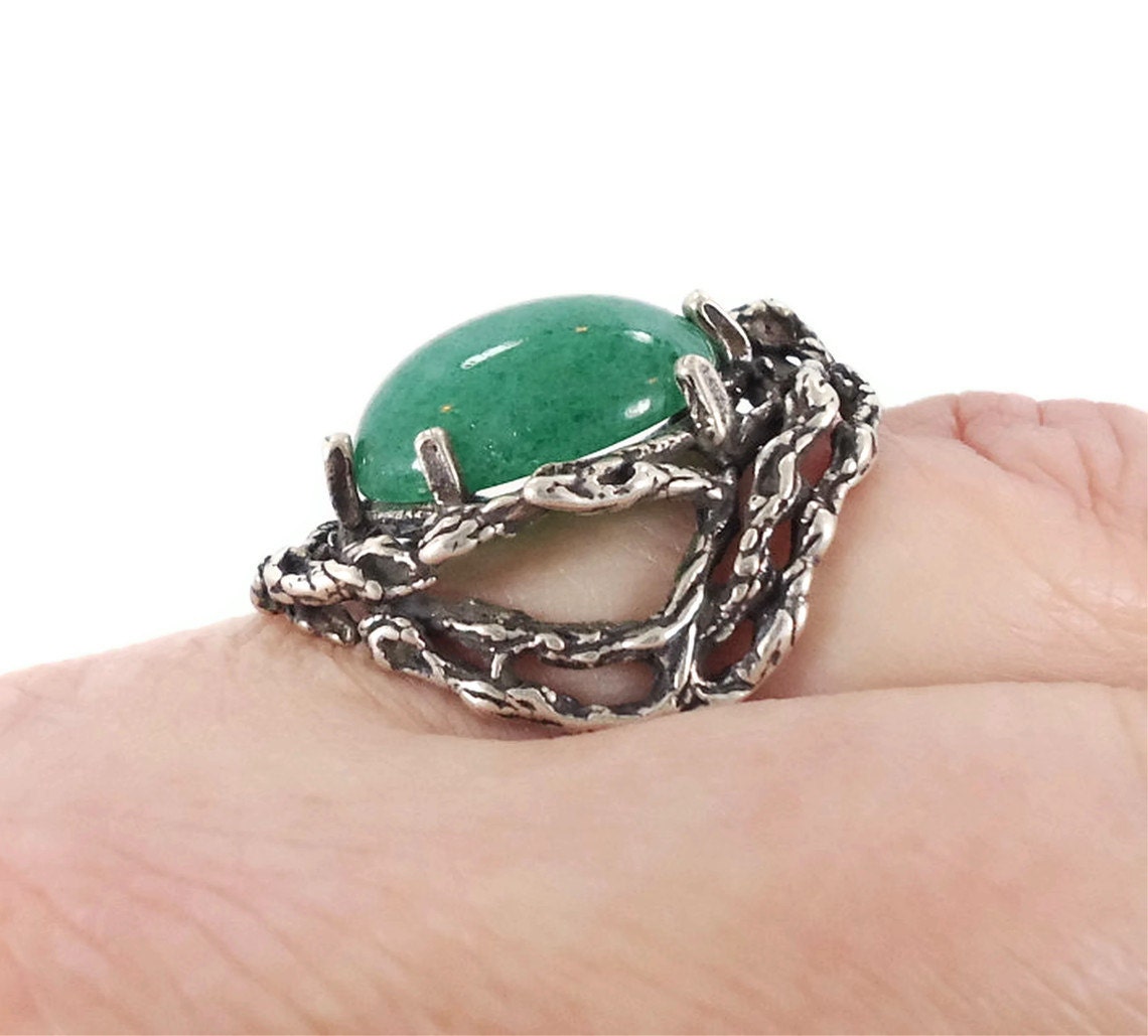 Green Adventurine Sterling Silver Ring - Organic Vintage handcrafted 1970s - Size 7.5 - InVintageHeaven