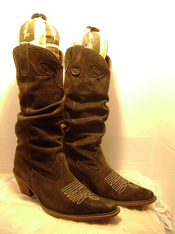 ladies brown suede cowboy boots