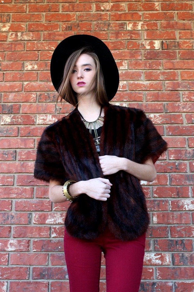Vtg 1950s Dark Red Brown Soft Fur Shawl One Size Fits Most