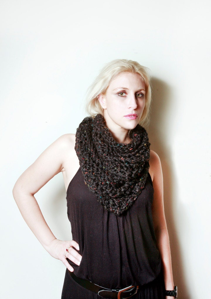 LuLu's Triangle Bandanna Cowl Scarf in Charcoal Grey Confetti
