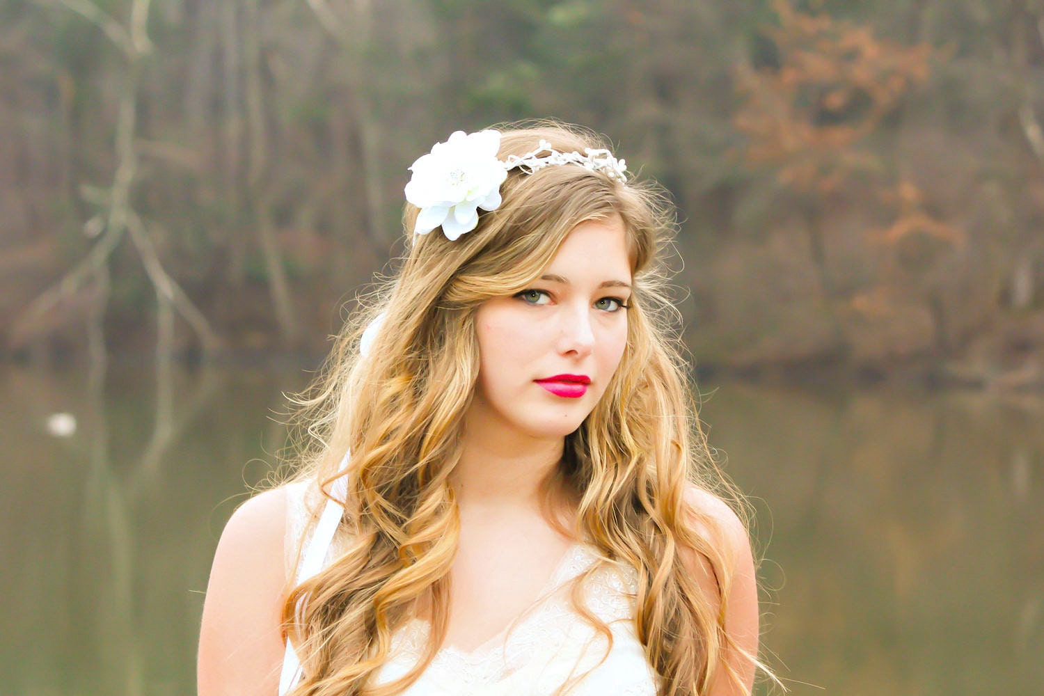 Bridal flower headpiece, bridal hair crown, white flower halo