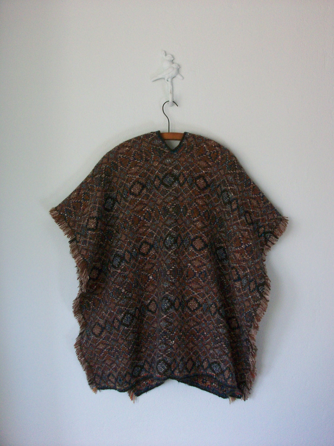 70's Woven Poncho ... Vintage Wool Pattern Handmade Fringe Cape ... One Size