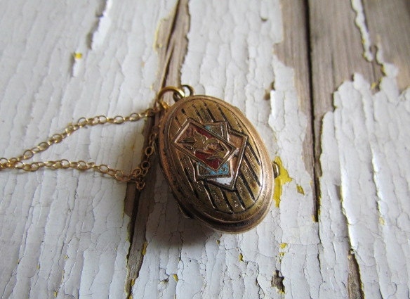 Antique Victorian Locket / Double Sided Bird Locket