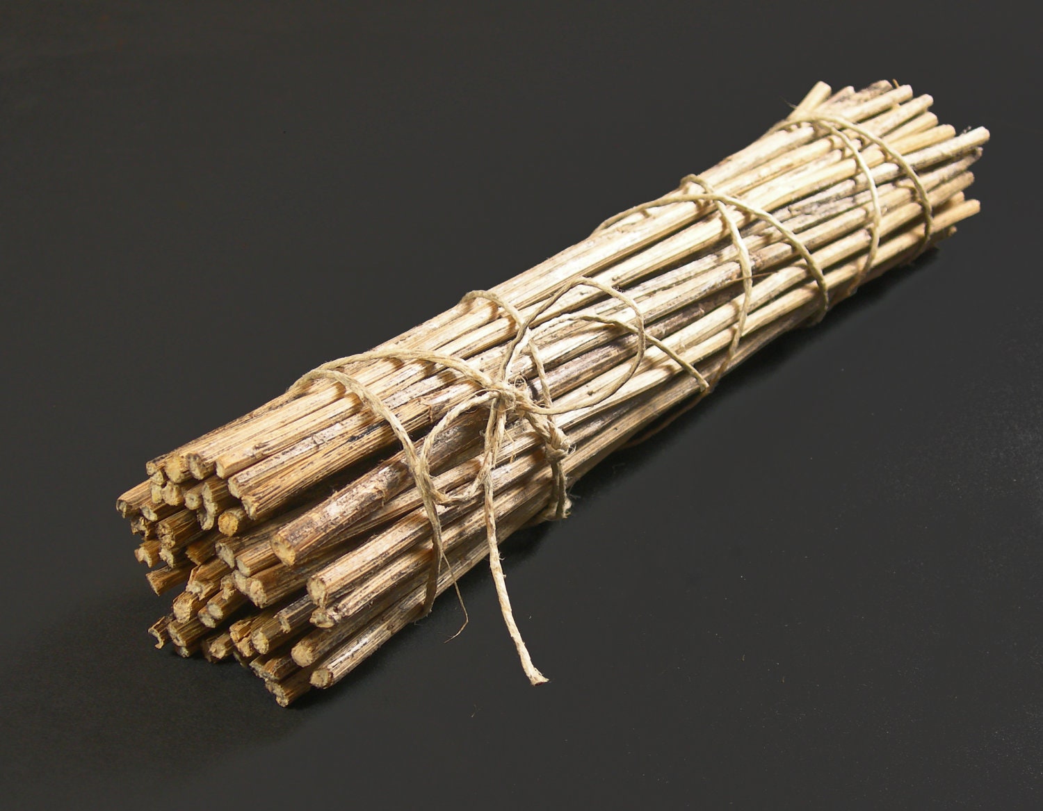 50 Yarrow Stalks for Traditional Chinese I Ching by LPKaster