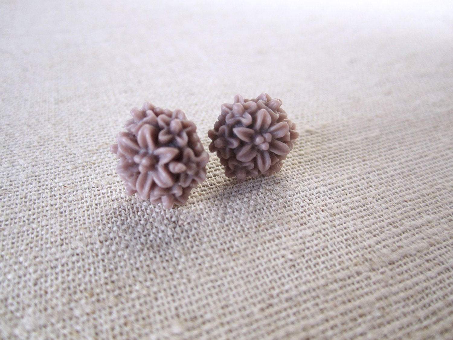 Dahlia Post Earrings in Muted Purple