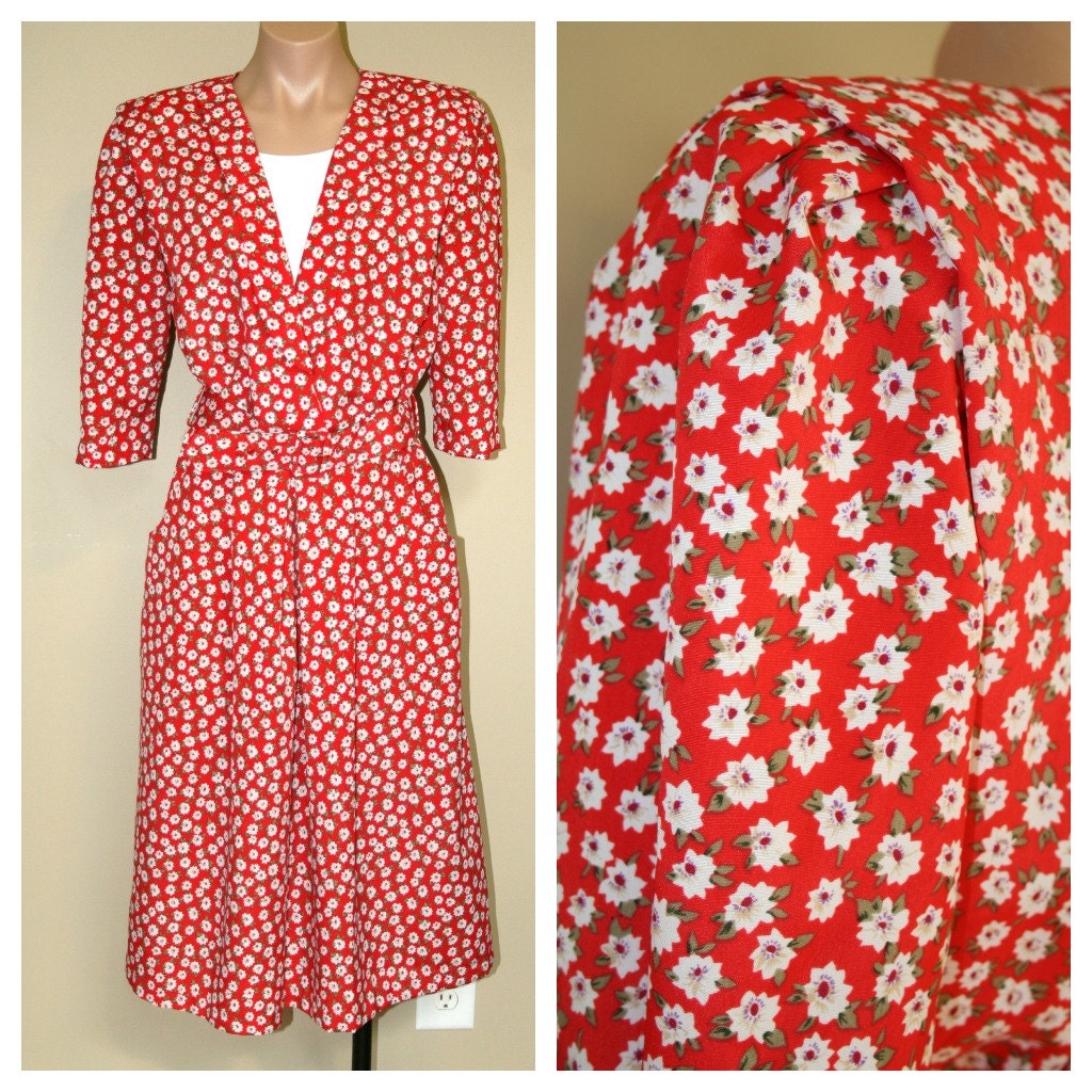 Vintage 80s 1980s does 50s 1950s Bold Red Floral Surplice Belt Pockets Secretary Midi Day Dress