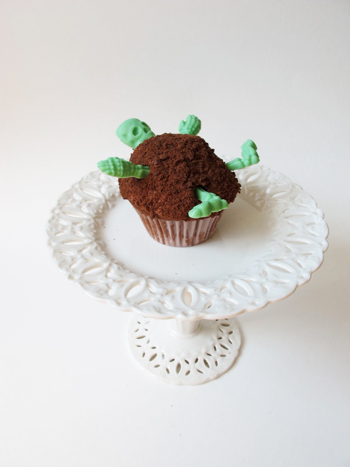 5 Chocolate Skeleton Pieces: Green Bones Il_170x135