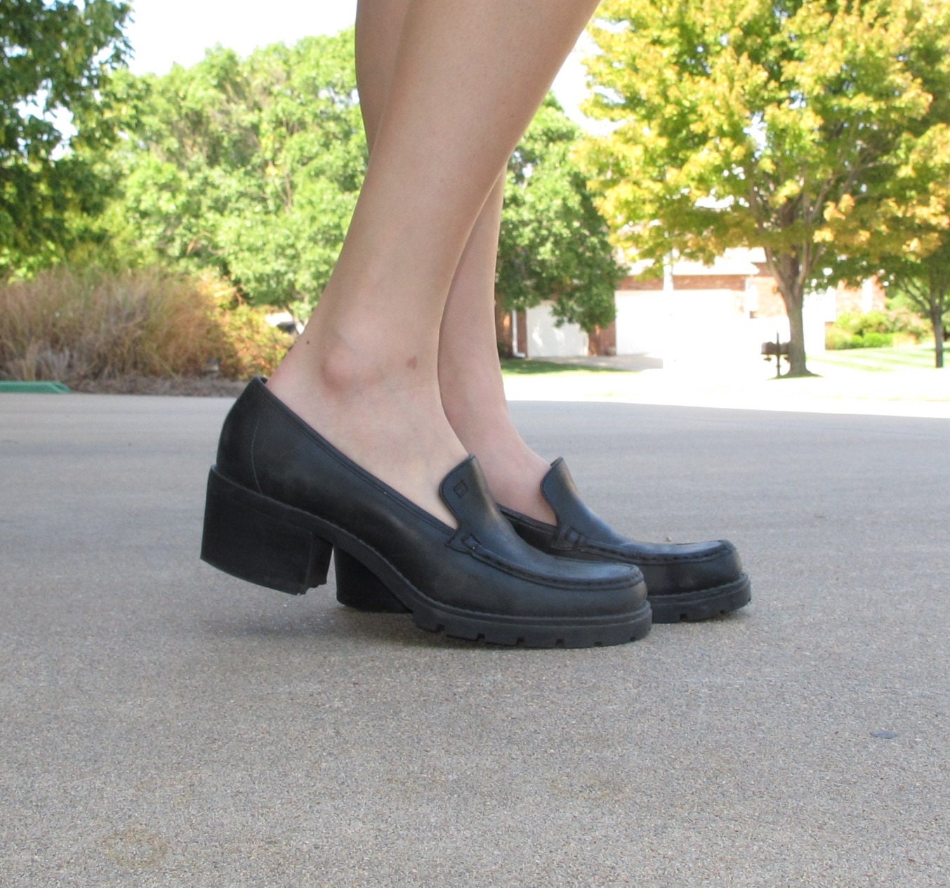 90s grunge chunky clunky leather black platform oxfords creepers 5.5 6 7 7.5 ankle boots flatforms low square heel tommy hilfiger