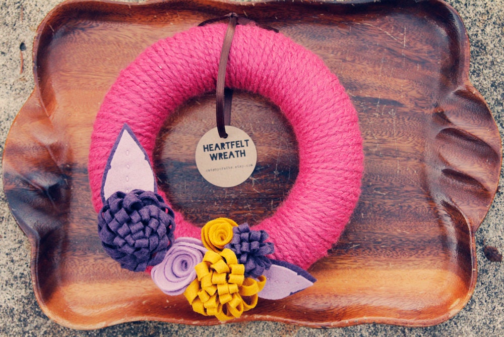 Yarn Wrapped Wreath. Rose Yarn. Purple, Lilac Mustard Felt Flowers and Leaves. 8 inch by Catshy Crafts