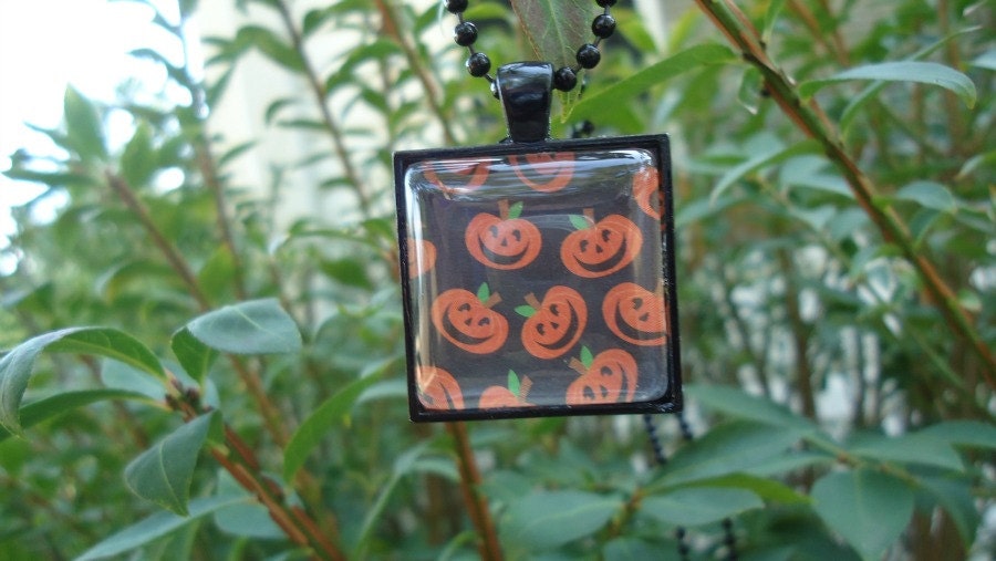 Halloween Pumpkins, Jack-O-Lantern Pendant Necklace