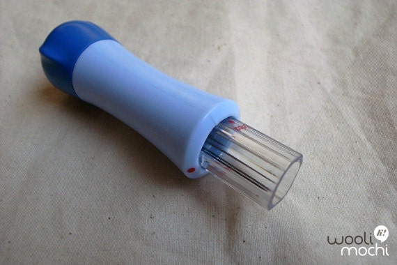 Needle Felting Handle / Felting Needle Holder for 7 Needles (Needles Included) / Applique Puncher