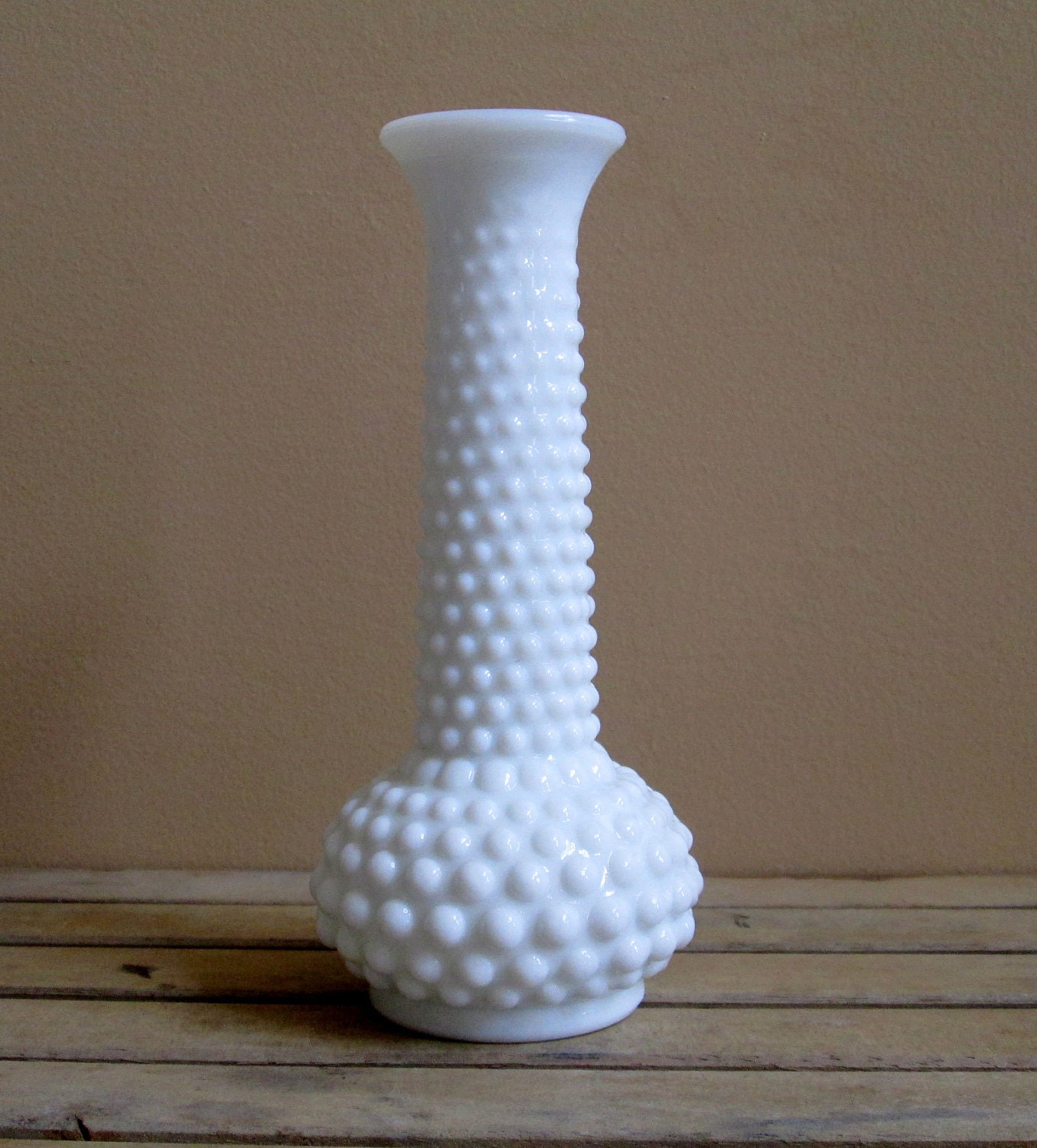 Items Similar To Vintage Milk Glass Bud Vase Eo Brody M2000 On Etsy 