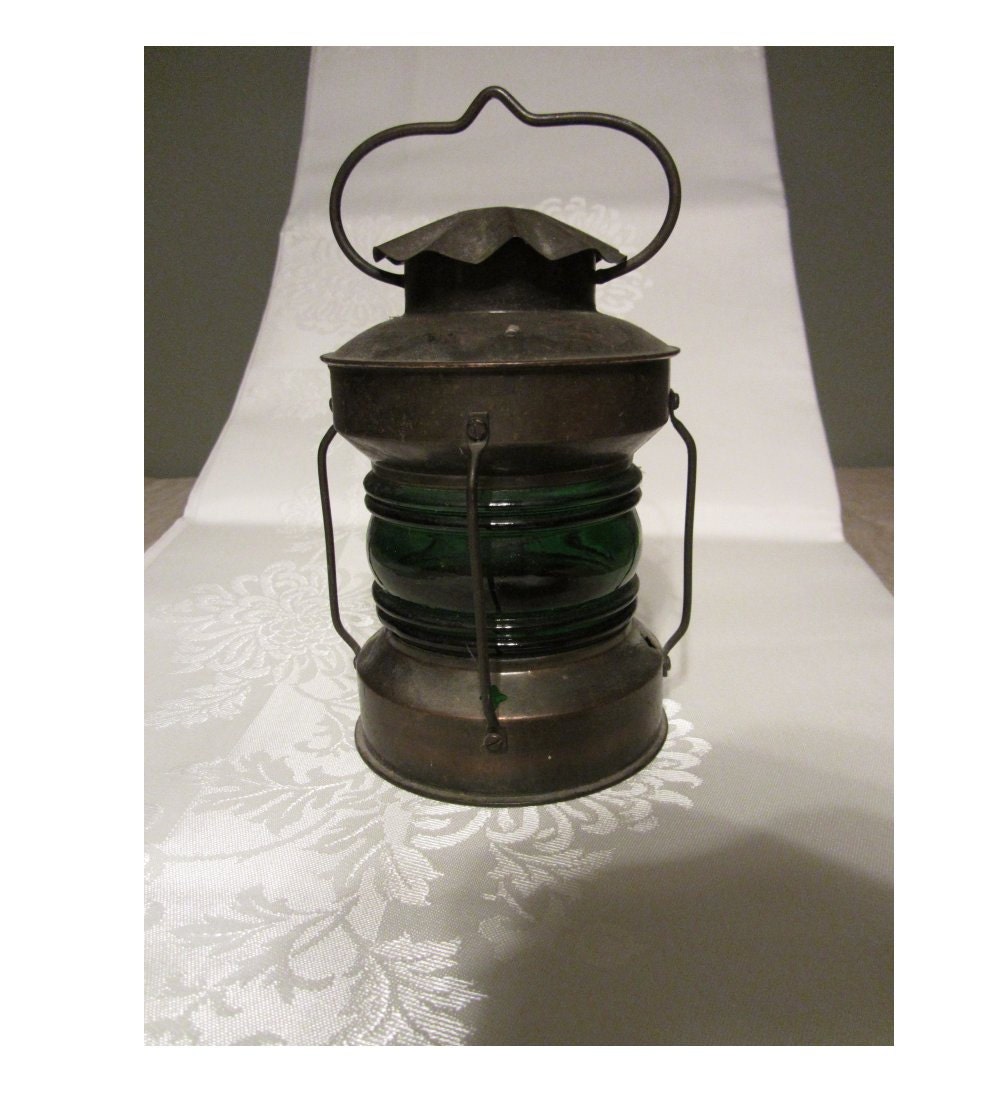 GREEN Mariners Lamp Glass LANTERN Vintage Boat Lamp NAUTICAL Lighting Ship Decor Marine Starboard