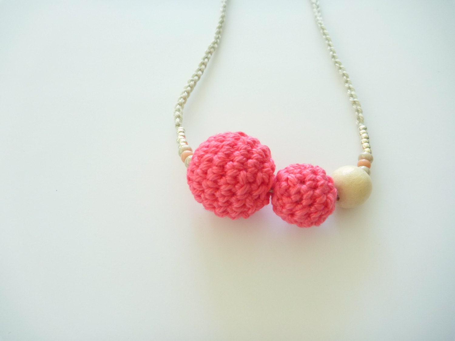 Crochet necklace with wooden beads for women / Vivid pink / Cotton yarn, Silver, Beads / Simple, plain, natural
