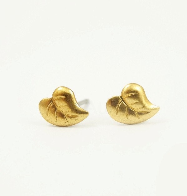 Leaf Stud Earrings - Golden Leaves Earring Posts - Nature Jewelry