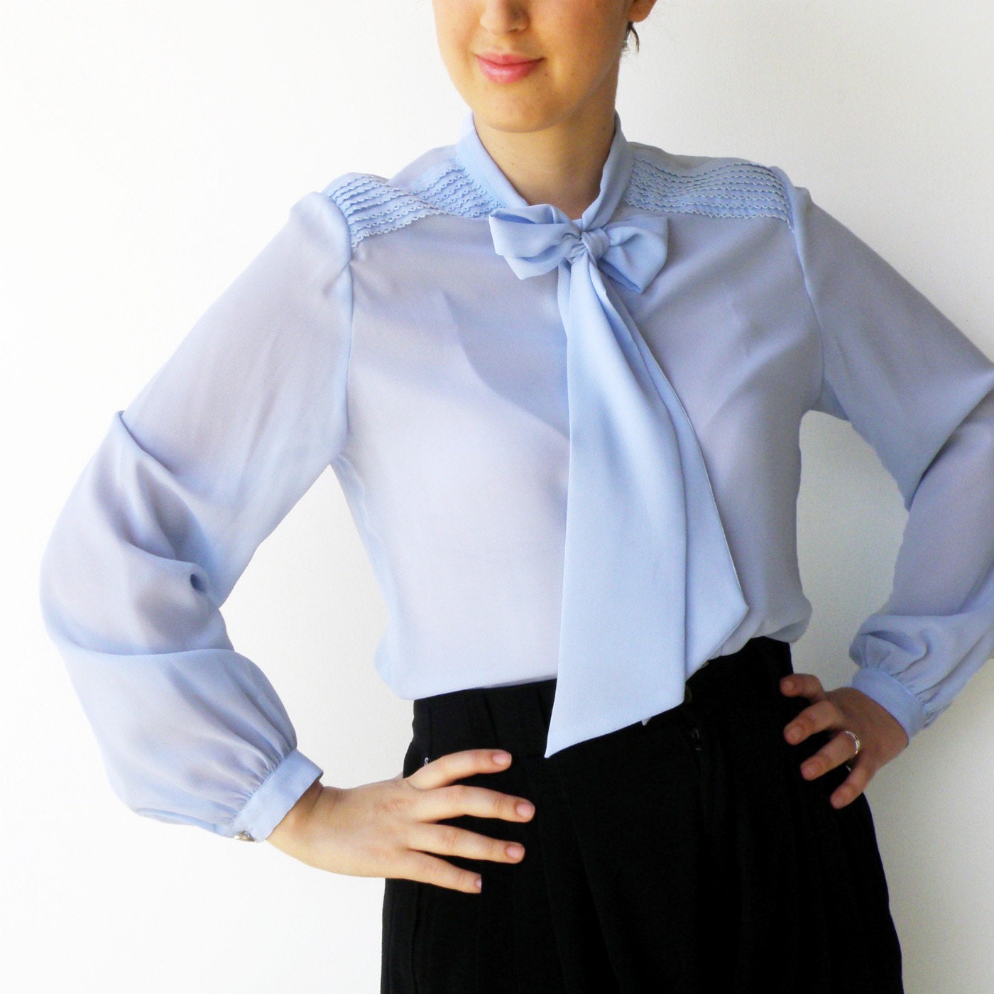 blouse baby blue