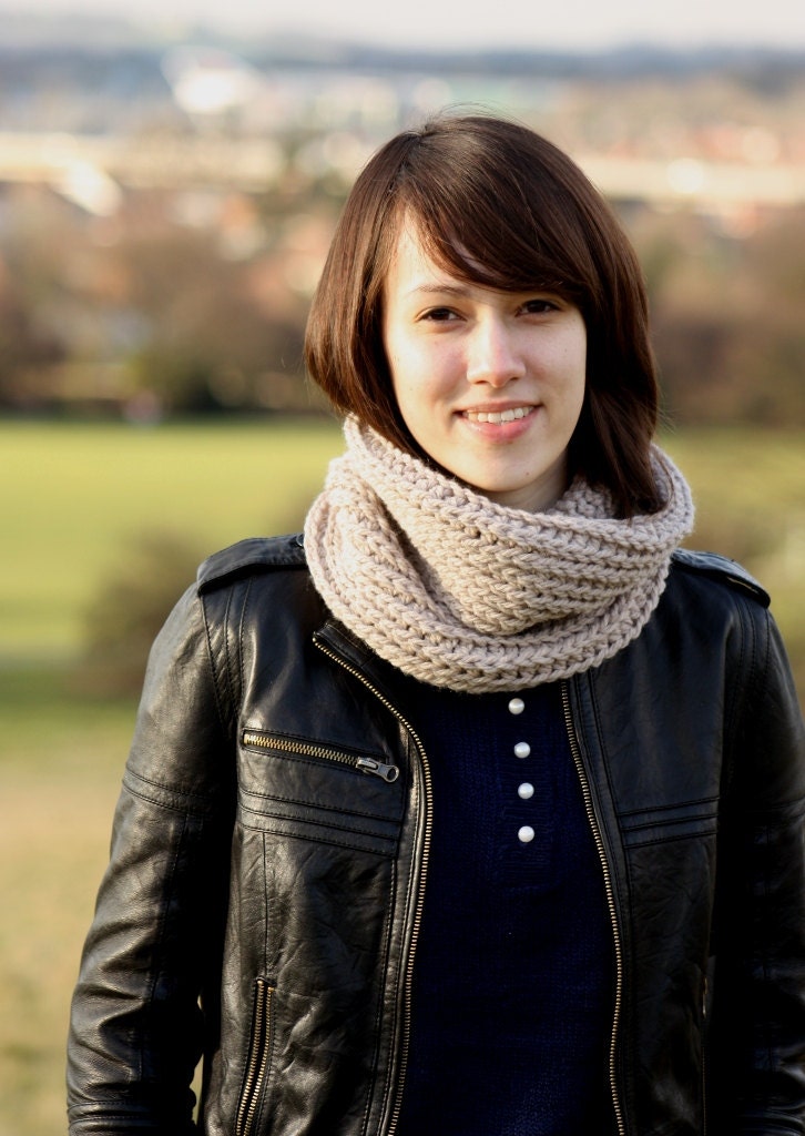 Women's Cowl Scarf Hand Knit Snood Neckwarmer Caramel