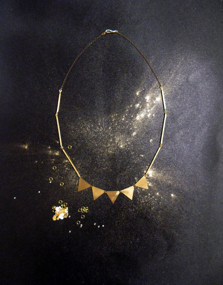 Necklace Triangle "garland" II - CordialementBisou
