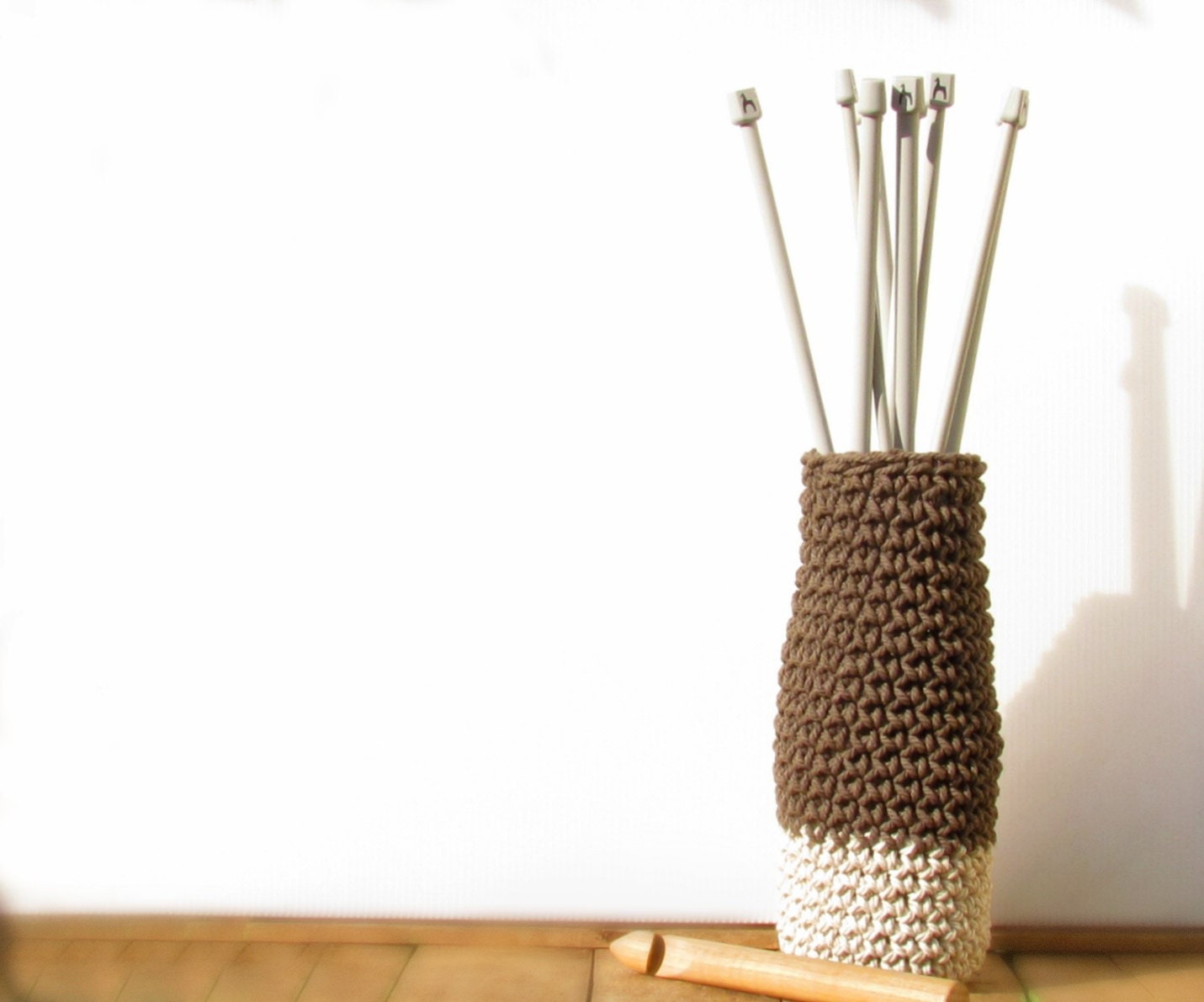 Taupe crochet vase / beach cottage decor / modern home decor / home accents / rustic home decor - theYarnKitchen