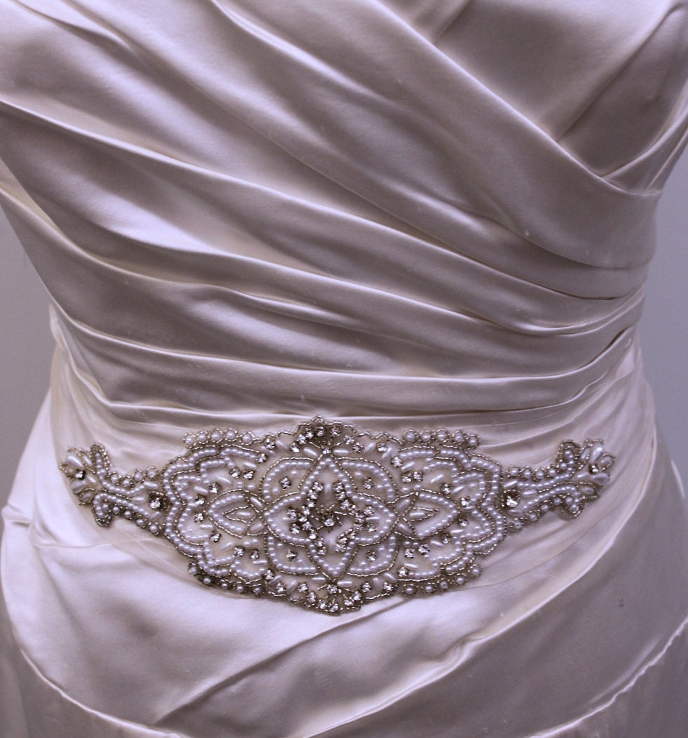 Jennifer Silver Crystal / Pearl Bridal Sash on Silk Ivory Organza, Wedding Sash, Crystal Sash, beaded wedding belt