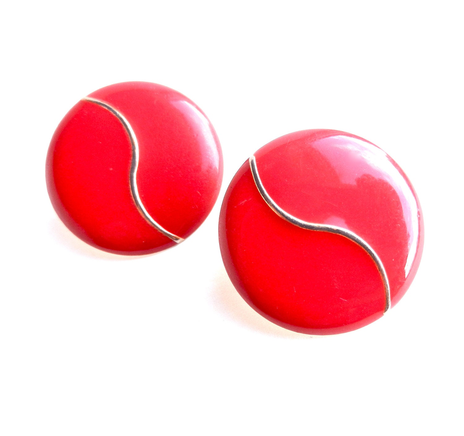 Vintage Red Enamel Pierced Earrings - Gold Tone Round 1980s Statement Costume Jewelry / Lipstick Red
