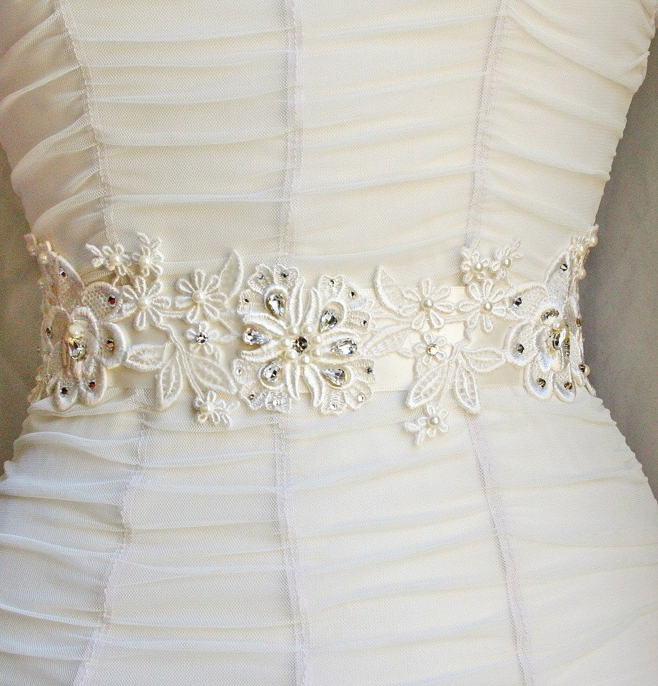 Bridal Sash, Lace Sash, Rhinestone Beaded Sash, Wedding Sash, Ivory Sash, Pearl Sash, Wedding Accessories, Ivory, Belt, Sash