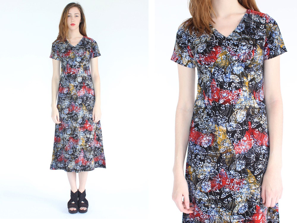 vintage 1970s batik colorful print maxi dress / long floral batik dress