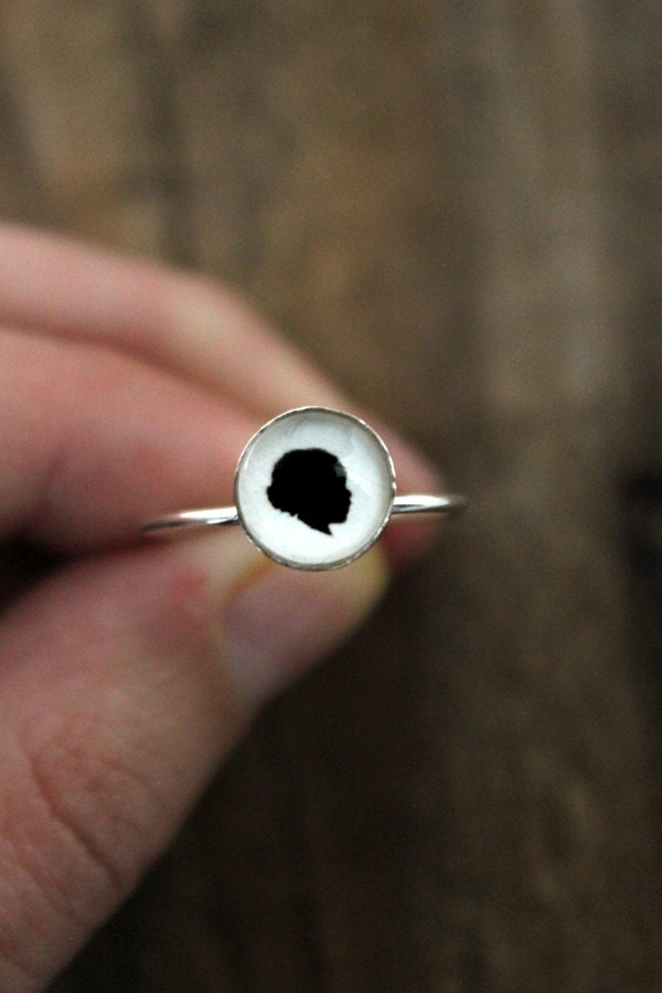 Custom Silhouette Cameo Ring - Sterling Silver, 8mm, Customized, Sized Made to Order - Great Gift for Mom, Bridesmaids, Wedding, Etc