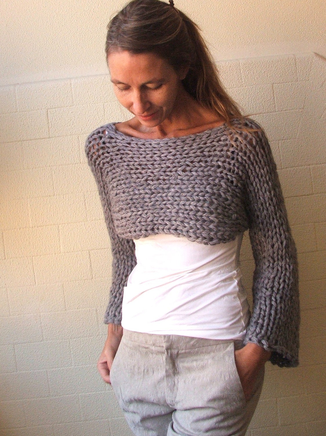 grey shrug / Stoney Isle Chunky bamboo mix / cropped sweater / size medium