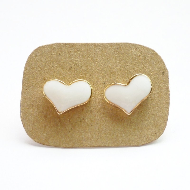 Pure Love - White Enamel on Heart Gold Setting Ear Studs - gift under 10 - 18 mm