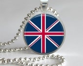 UK FLAG - Glass Dome Bezel Pendant with Chain