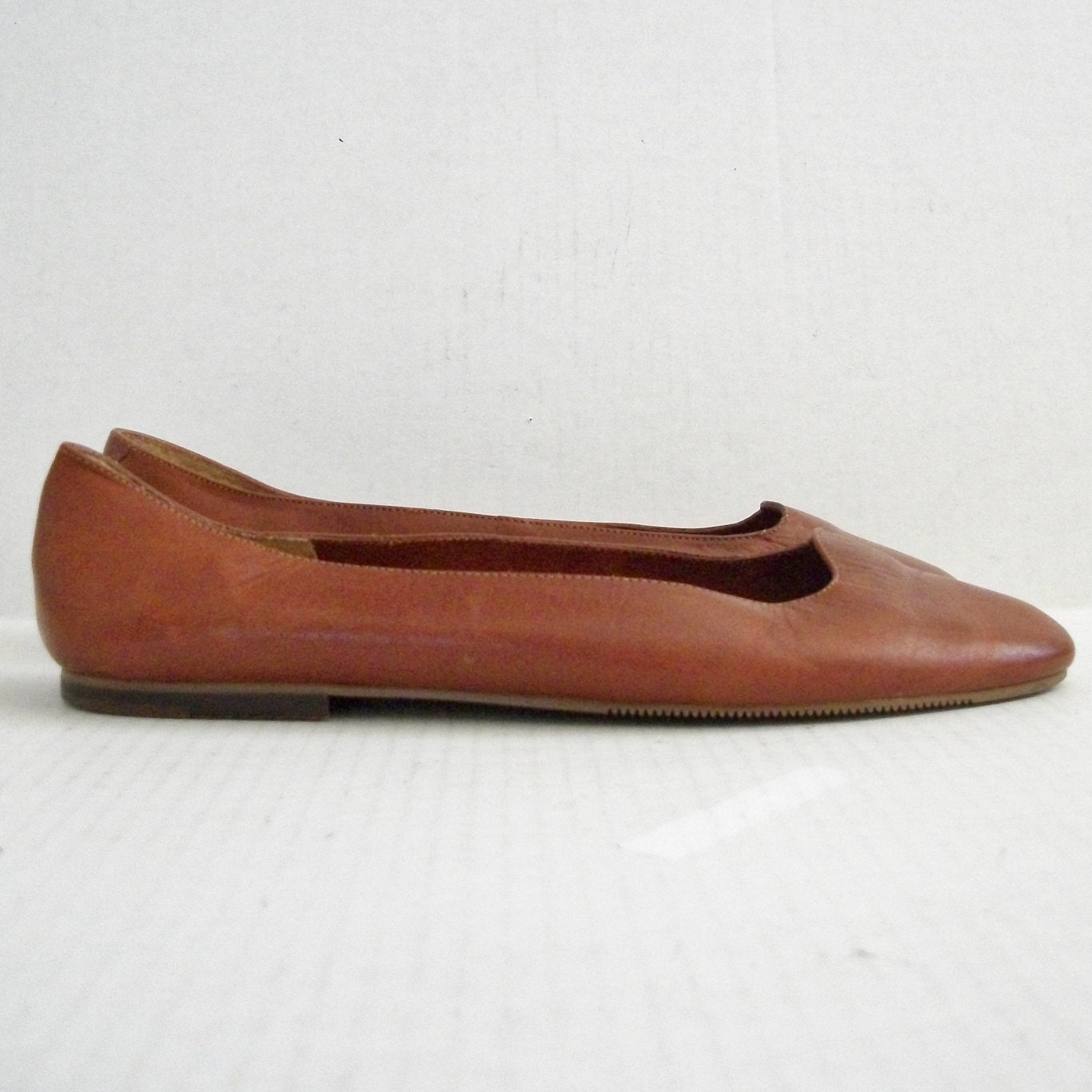 Size 8.5 N Warm Brown Leather Flats Pappagallo by MetroVintage