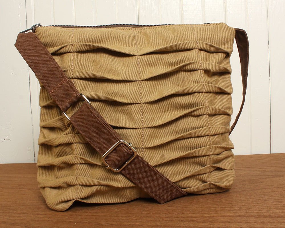 Everyday Sling Style Tote Crossbody Purse in Tan