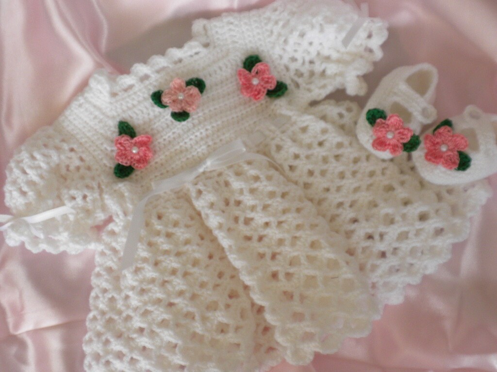Newborn baby girl winter clothes photo Newborn baby girl winter clothes photo