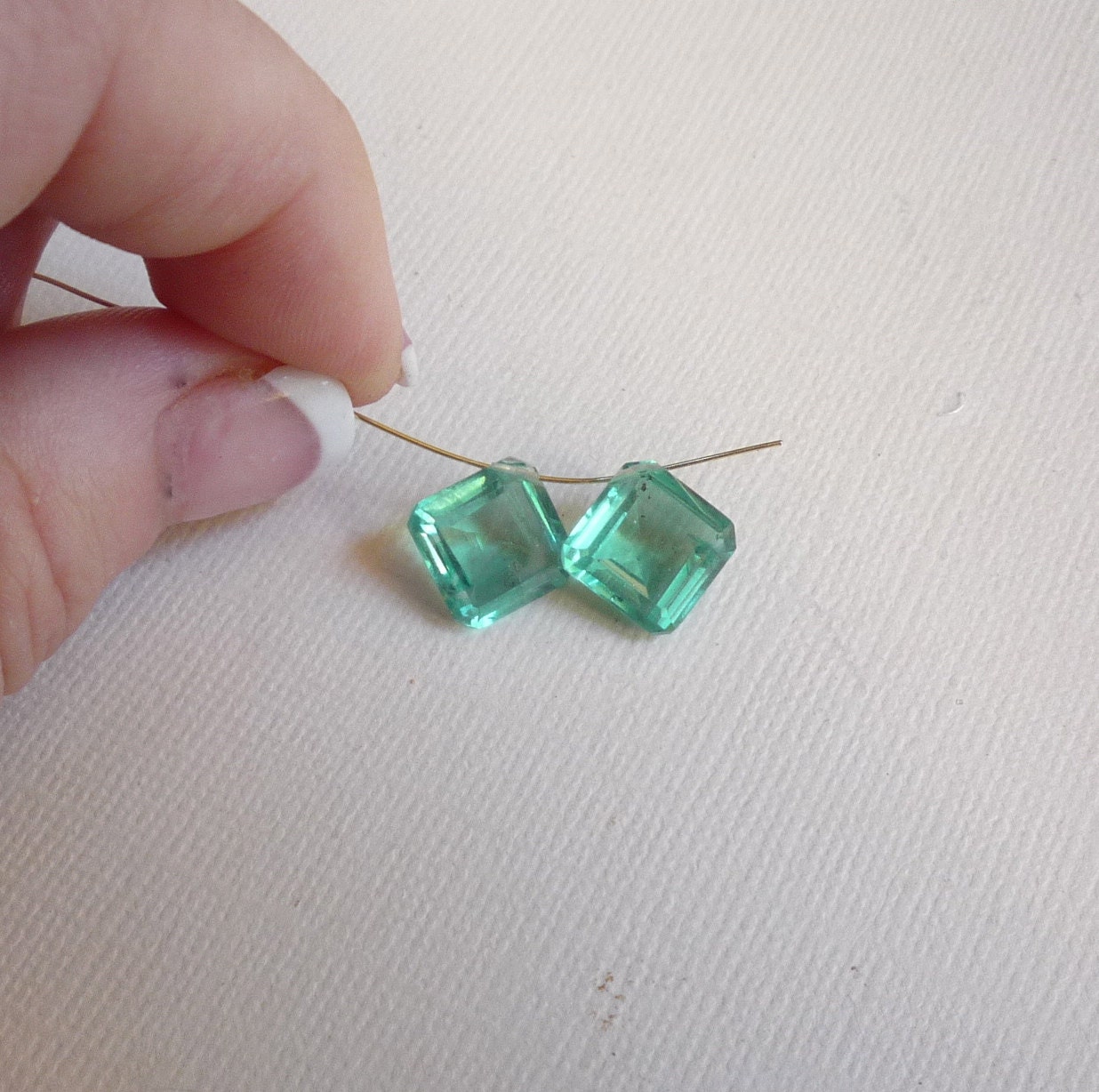 MOVIE Star Good Looks Columbian Emerald Cushion Doublet Set